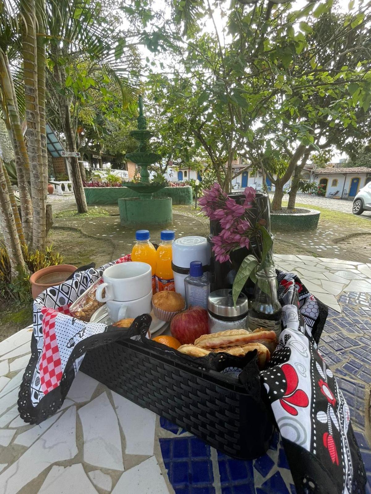 Pouzada Bom Clima - Servimos Cestas De Cafe Da Manha - Melhor Custo Beneficio Em Gravata Exterior photo